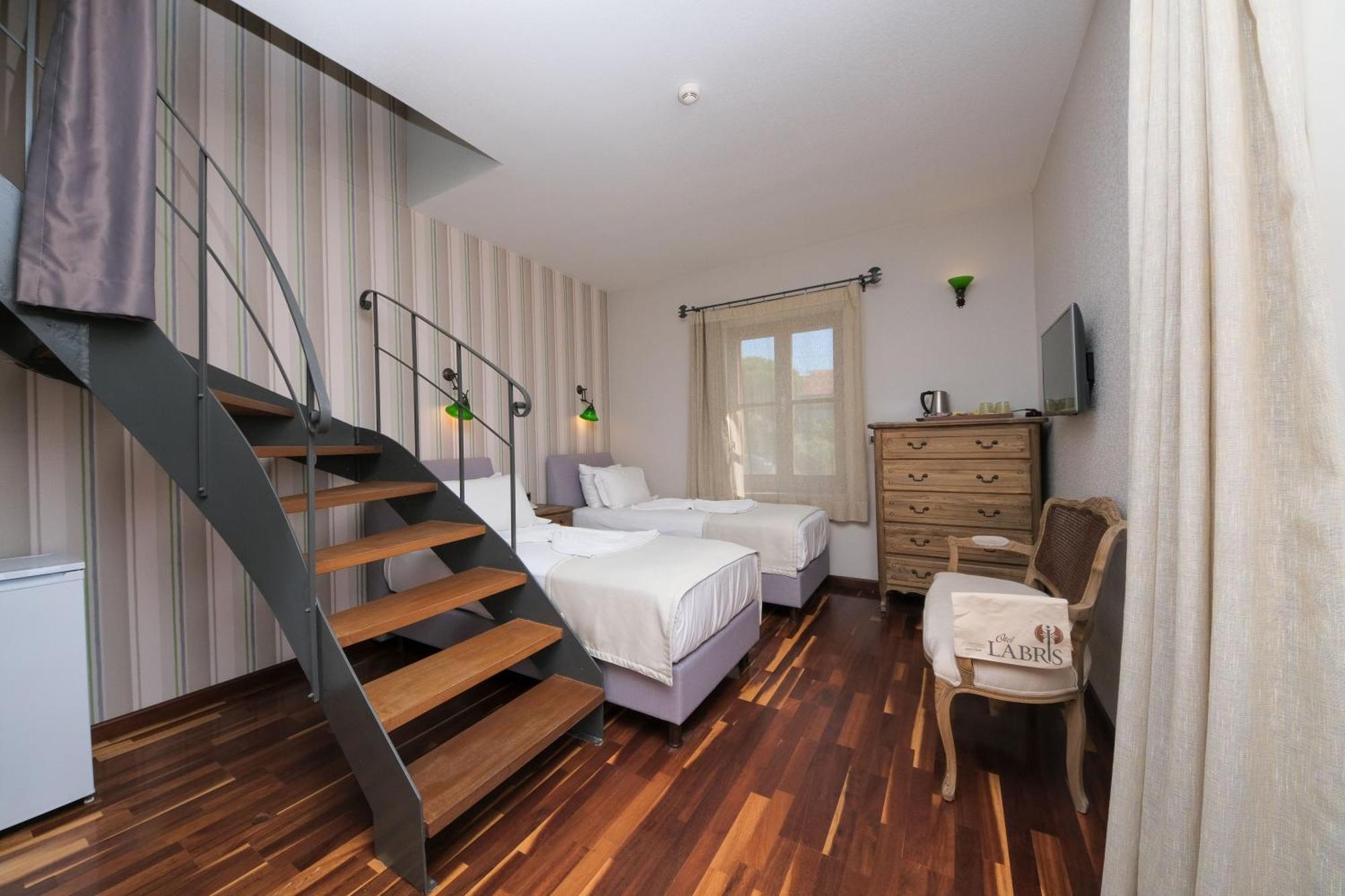 Cunda Labris Hotel Айвалык Экстерьер фото